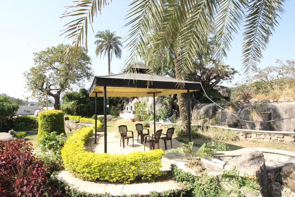 Hôtel Richi Valley Mount Âbû Extérieur photo